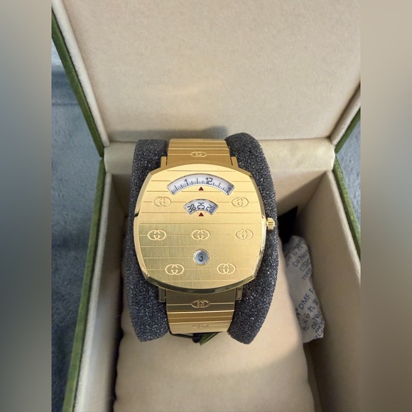 Brand New Women Gucci Grip Watch Gold Stainless Steel Quartz 38mm